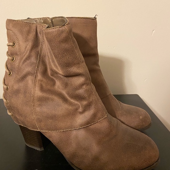 Fall booties - Picture 3 of 3